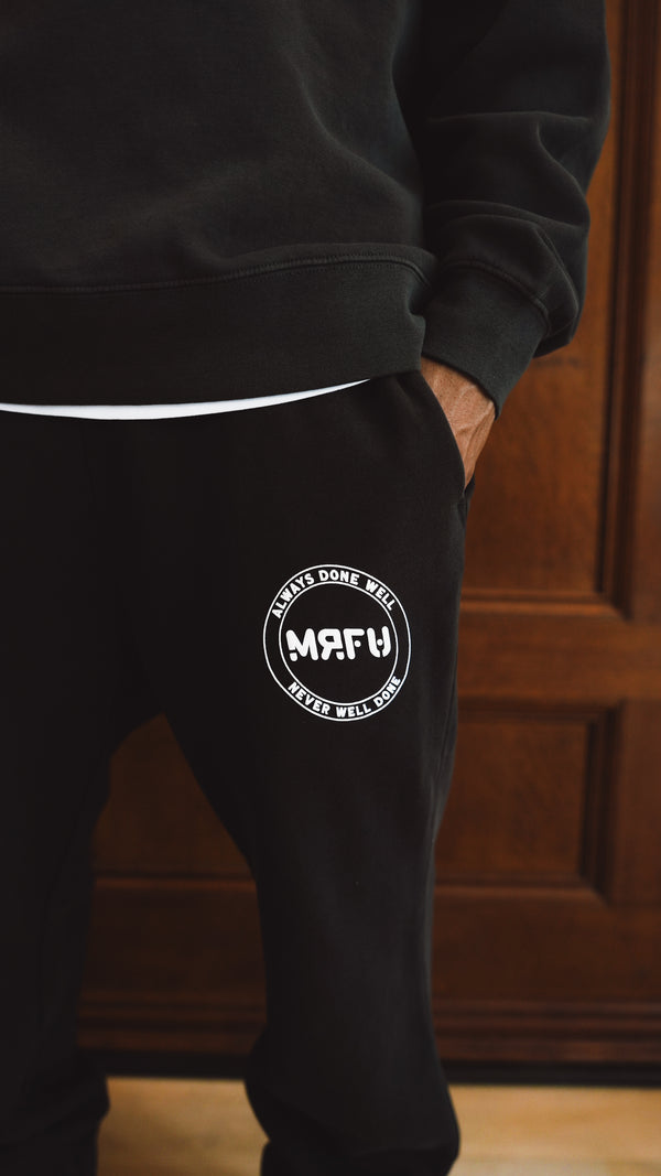 Done Well Badge Sweatpants - Faded Black